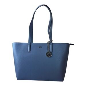Michael Kors Blue Tote Bag with Structured Design MSRP 178.00